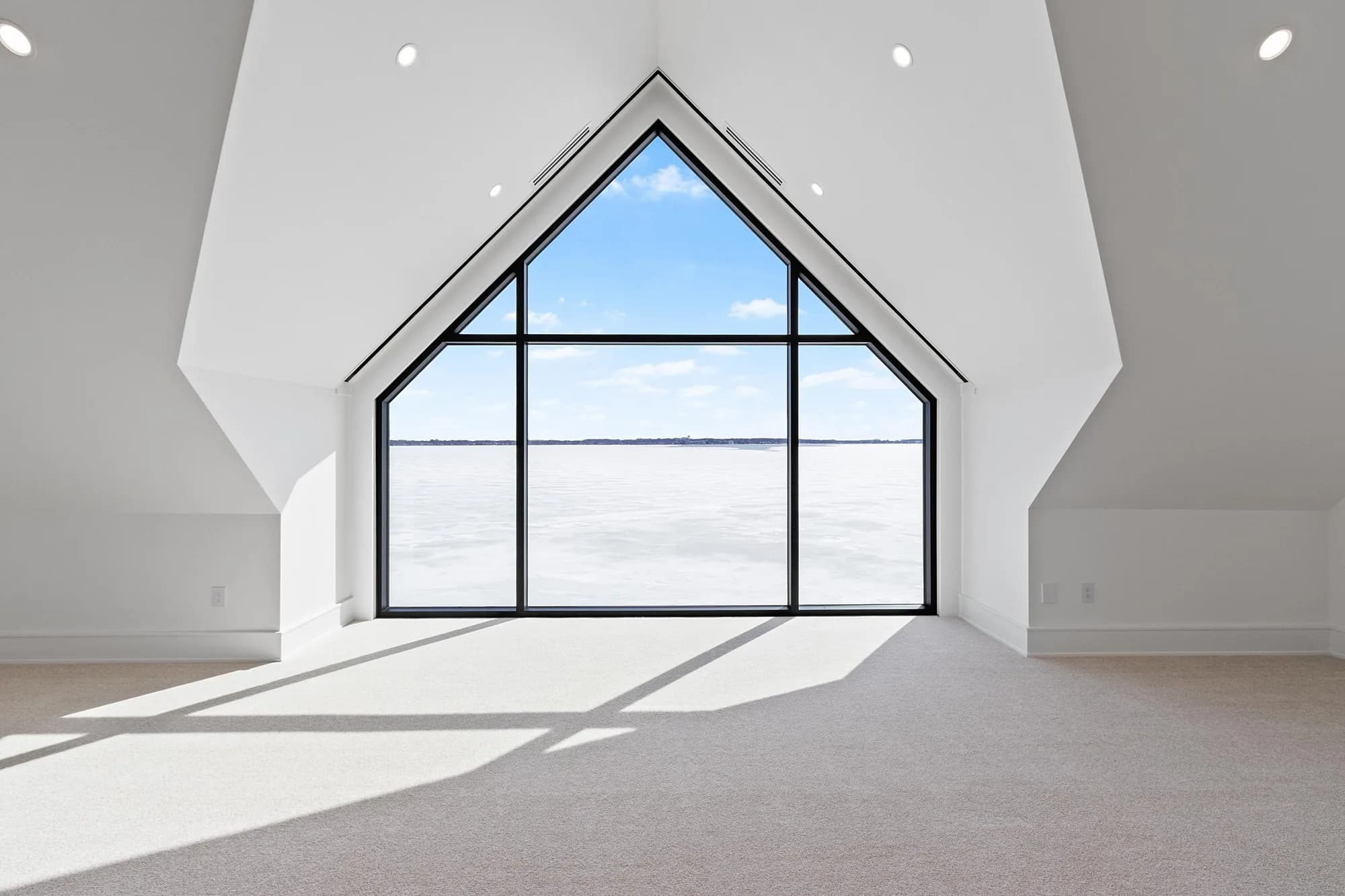 Photograph of a Clear Lake property by BricksWorth Media