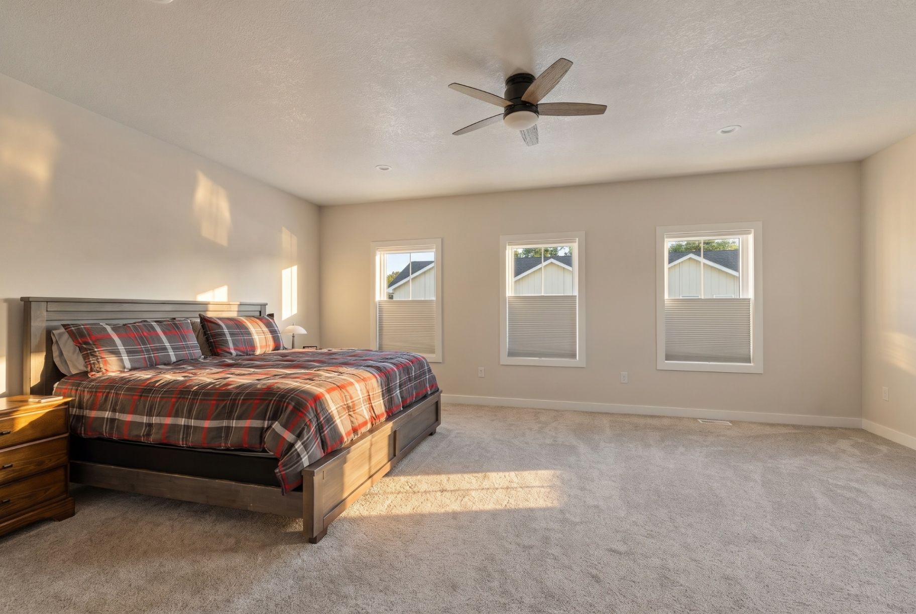 Primary bedroom at 4466 Park Avenue in Clear Lake